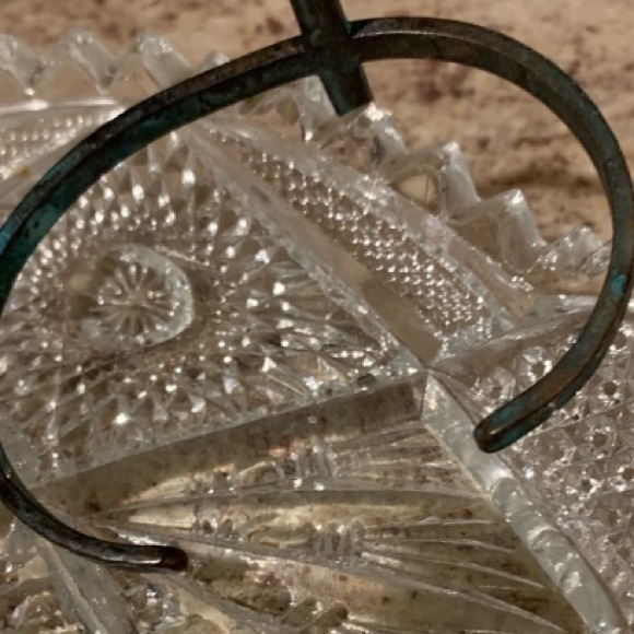 NWT 🌹Rustic jewelry design.. This piece is a turquoise Cross cuff style bracelet - Picture 7 of 15